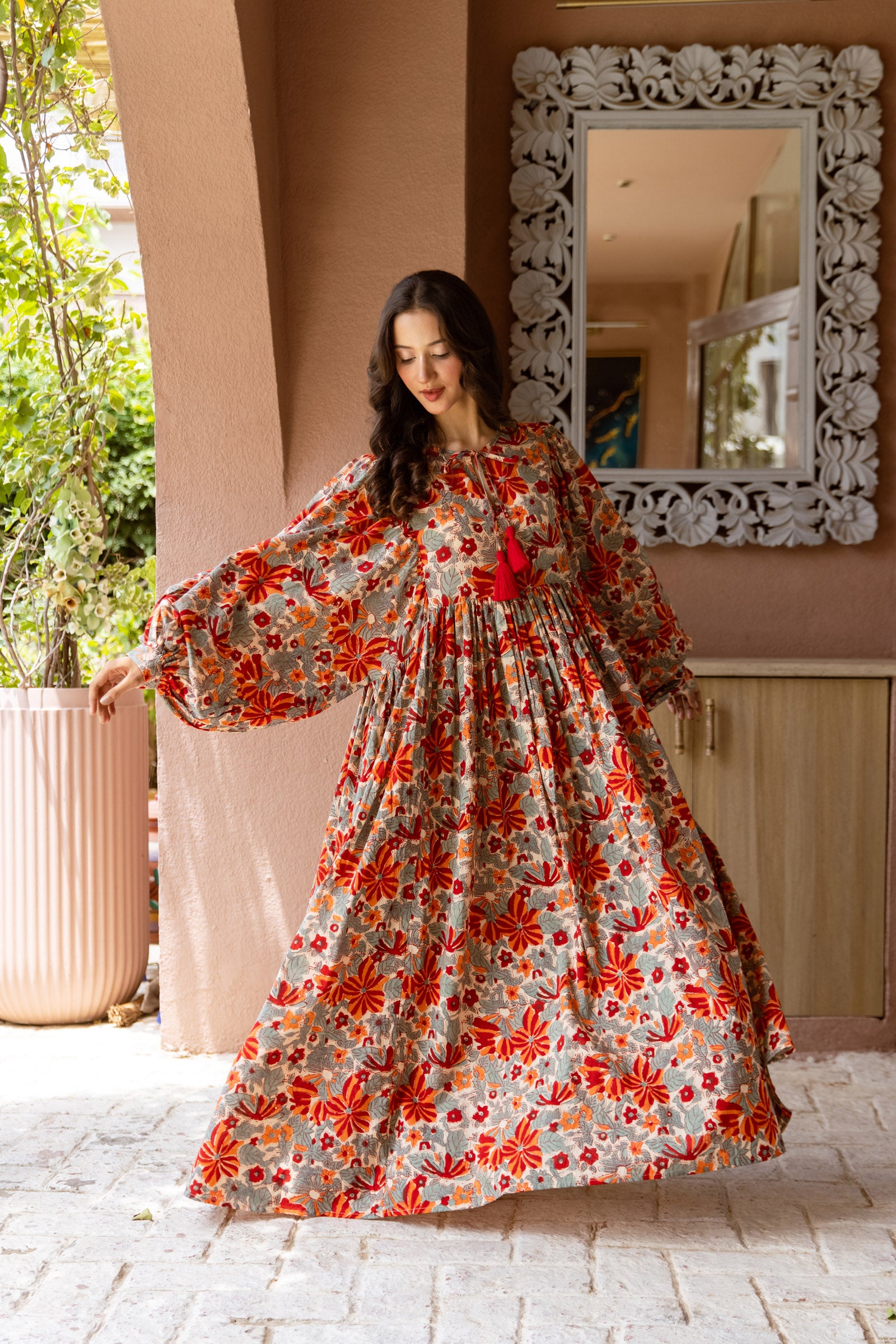 Scarlet Gul Maxi Dress - image 3