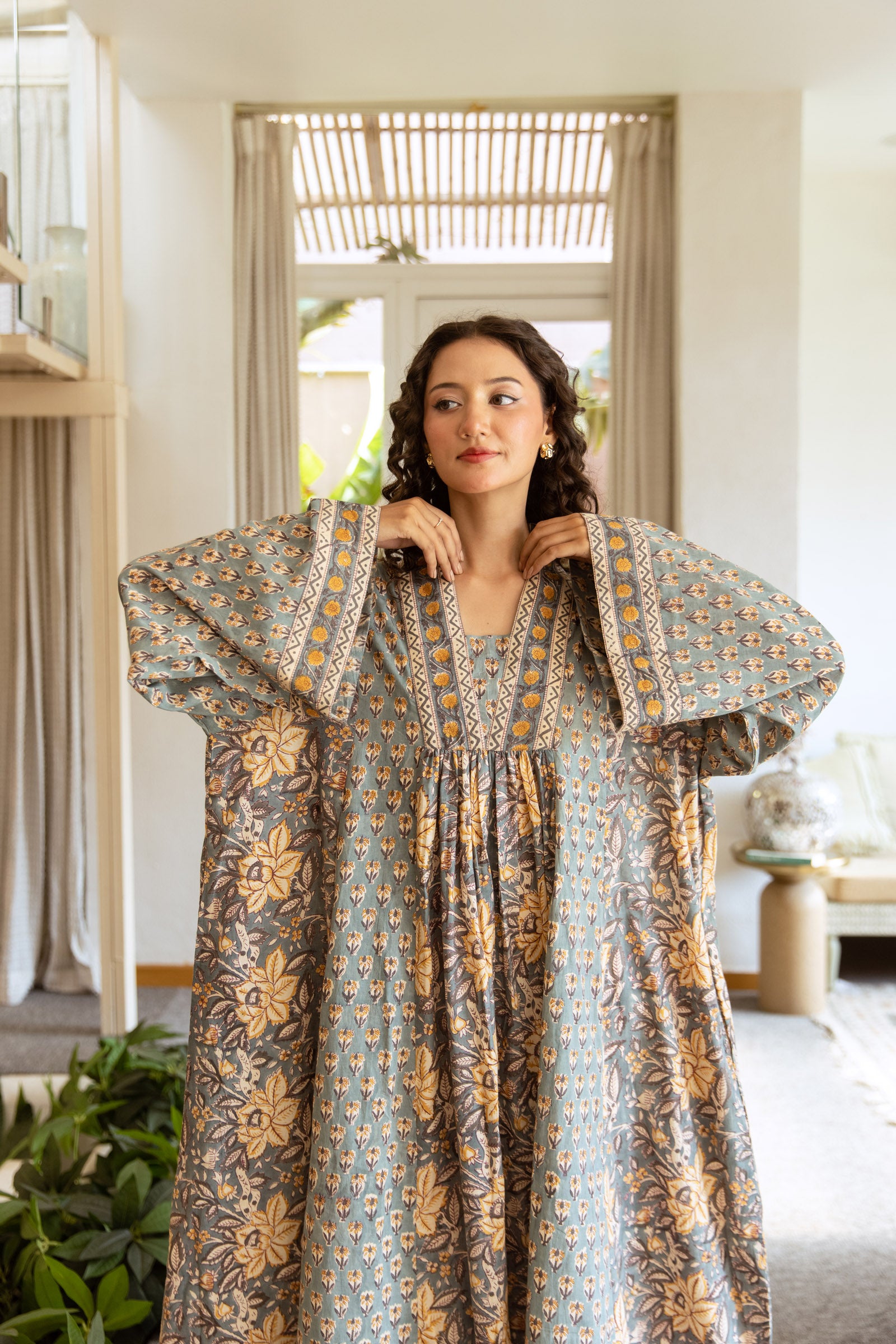 Mist Abeer Kaftan Dress - image 4